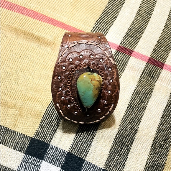 Leather bracelet with turquoise stone - Picture 1 of 3